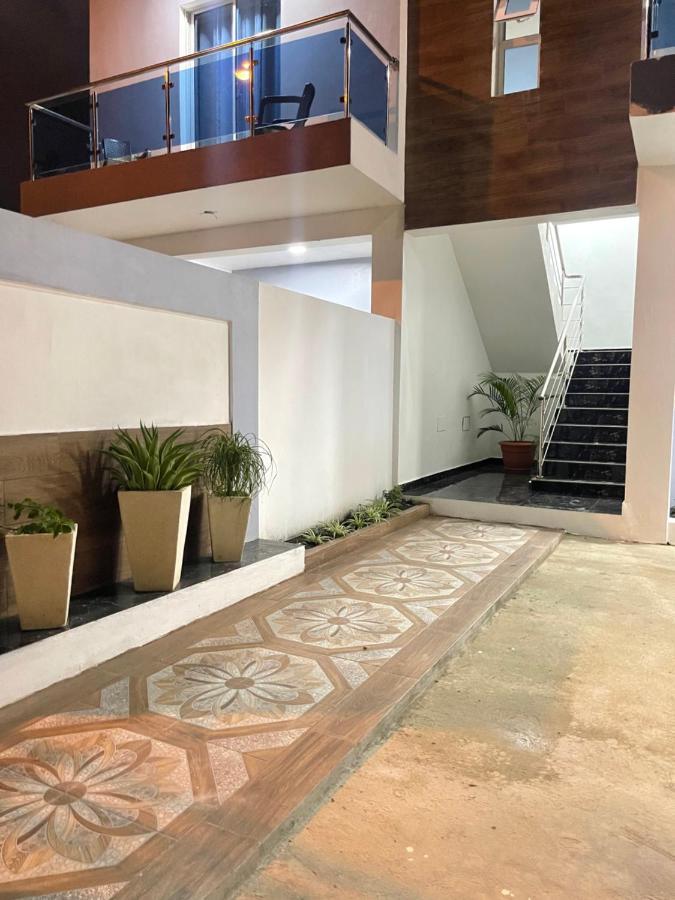 Residencial Christall Ap 2-A سانتياغو دي لوس كاباليروس المظهر الخارجي الصورة