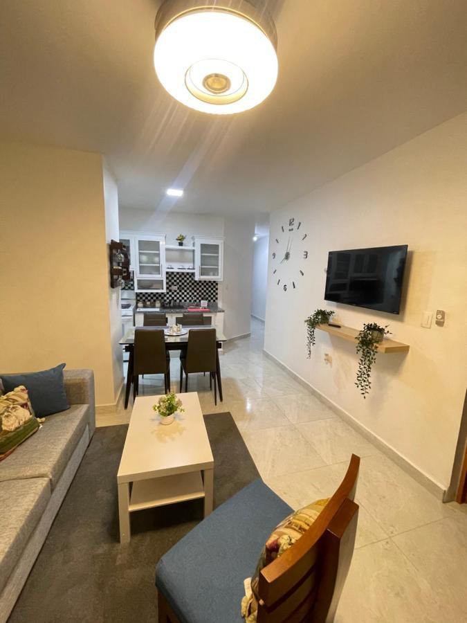 Residencial Christall Ap 2-A سانتياغو دي لوس كاباليروس المظهر الخارجي الصورة
