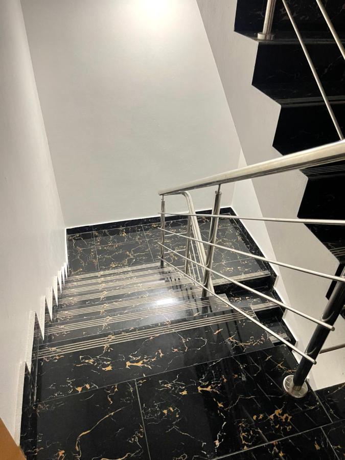 Residencial Christall Ap 2-A سانتياغو دي لوس كاباليروس المظهر الخارجي الصورة